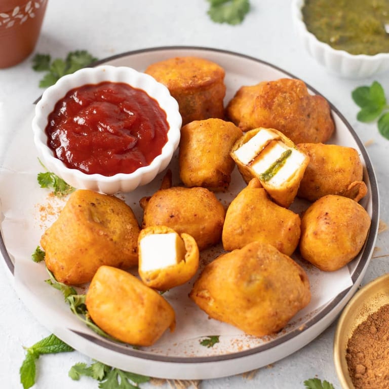 Delicious Chutneys: Perfect Pairings for Indian Cuisine